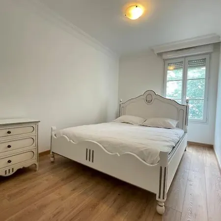 Spacious Marie Apt Serris Exterior photo