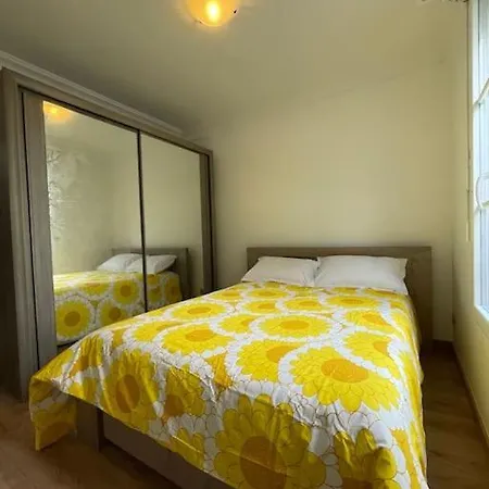 Spacious Marie Apt Serris Exterior photo
