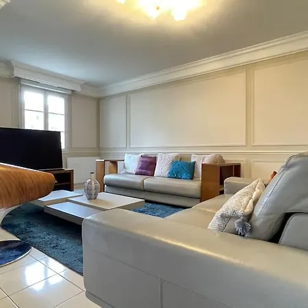 Spacious Marie Apt Serris Exterior photo